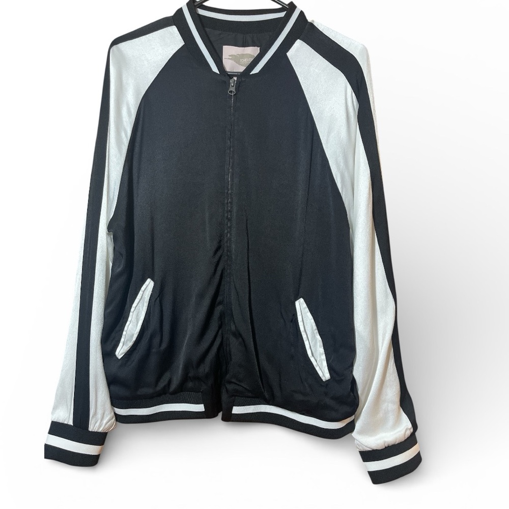 Forever 21 Satin Varsity Bomber Jacket Color Black Ivory Size M